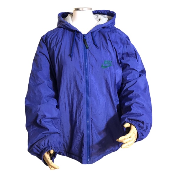 Nike Other - NIKE Essentials Hooded Windbreaker Jacket Quilted Lining VINTAGE